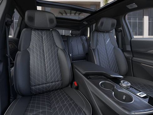 New 2026 Cadillac Lyriq V AWD/4WD image 16