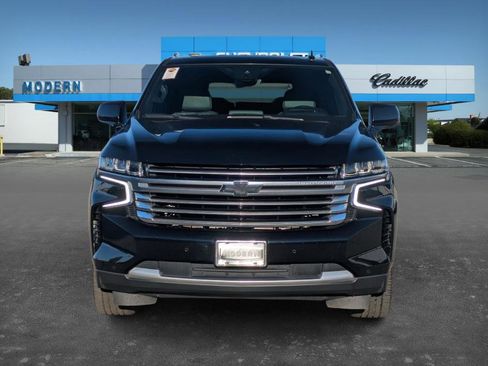 Used 2023 Chevrolet Tahoe High Country image 2