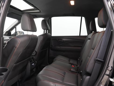 Used 2023 Honda Passport TrailSport image 15