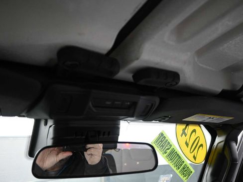 Used 2024 Jeep Wrangler Unlimited Rubicon image 24