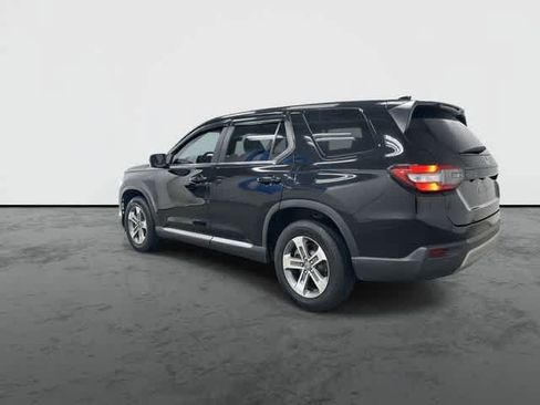 Used 2024 Honda Pilot EX-L image 9