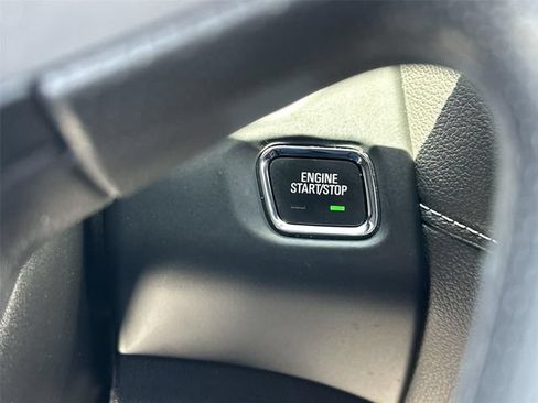 Certified 2023 GMC Acadia SLE w/ Driver Convenience Package FWD image 16