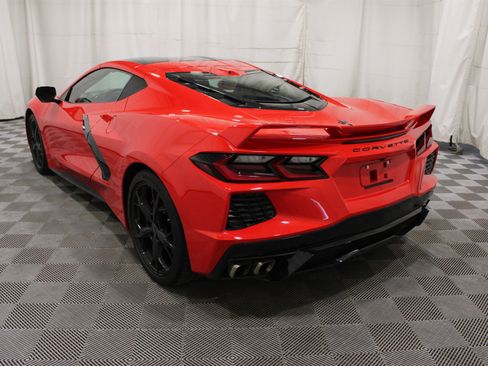 Used 2021 Chevrolet Corvette Stingray Premium Cpe w/ Z51 Performance Package RWD image 34
