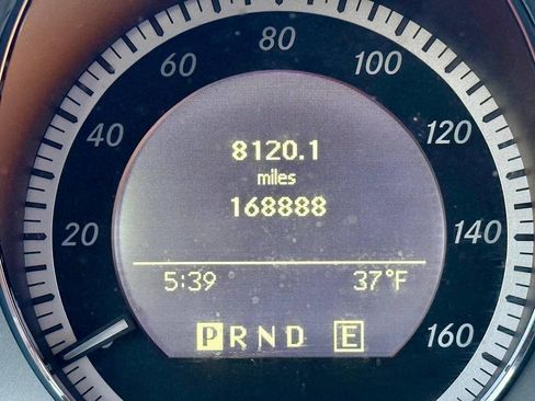 Used 2011 Mercedes-Benz C 300 Sedan image 14