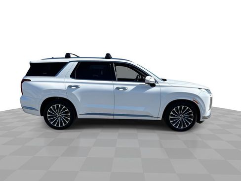 Used 2024 Hyundai Palisade Calligraphy image 9