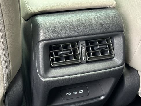 Used 2025 Honda CR-V EX-L image 13