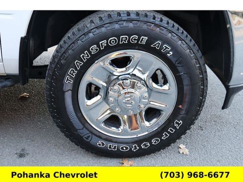 Used 2024 RAM 2500 Tradesman w/ Chrome Appearance Group image 32