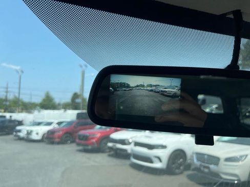 Used 2023 GMC Savana 3500 LS image 15