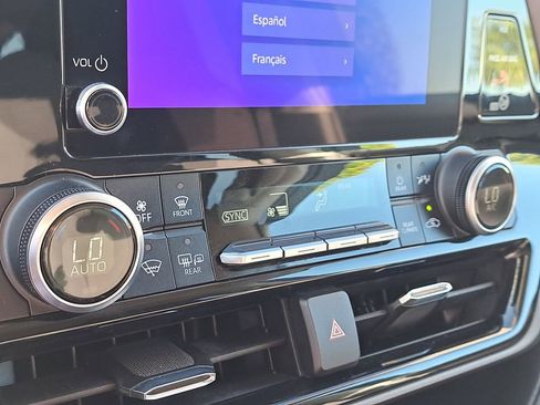 Certified 2023 Toyota Highlander LE image 24