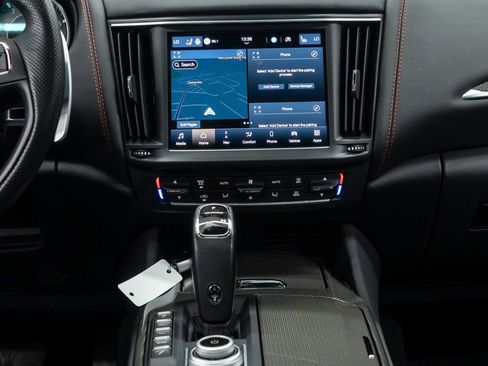 Used 2023 Maserati Levante Modena AWD/4WD image 19