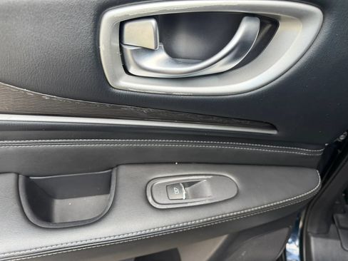 Used 2019 INFINITI QX60 Pure AWD/4WD image 18