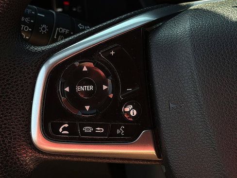 Used 2019 Honda CR-V EX image 17