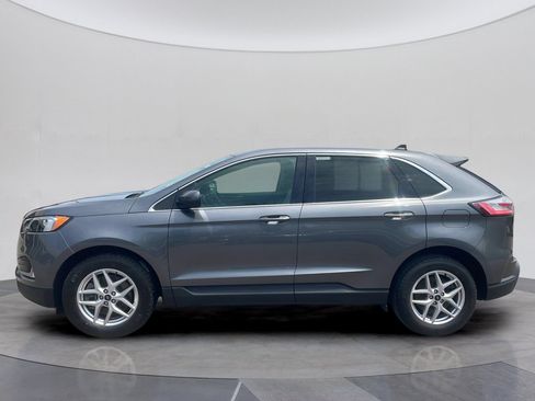 Used 2024 Ford Edge SEL w/ Convenience Package AWD/4WD image 2