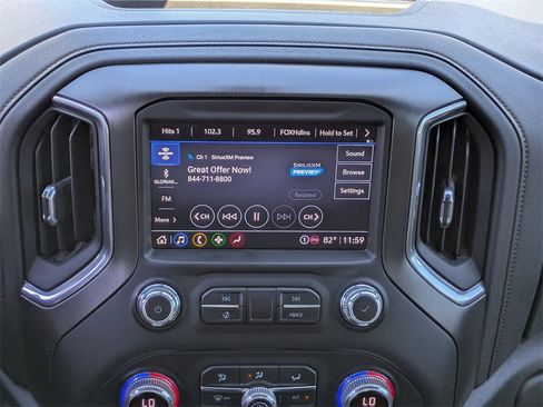 Used 2021 GMC Sierra 1500 AT4 image 33