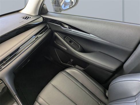Certified 2025 INFINITI QX60 Pure w/ Cargo Package image 18