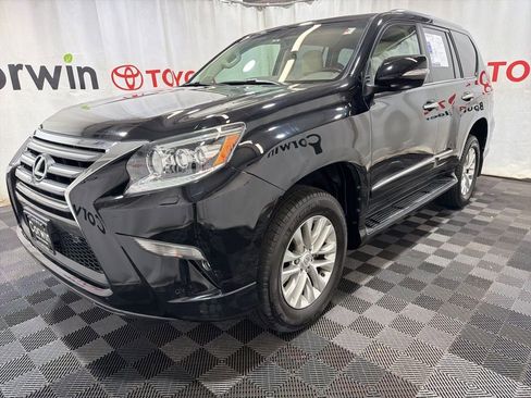 Used 2019 Lexus GX 460 Premium w/ Premium Package AWD/4WD image 3