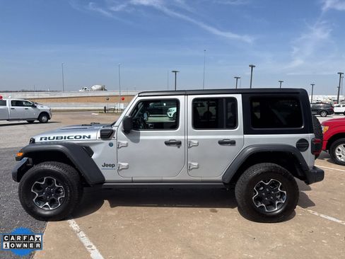 Used 2023 Jeep Wrangler Unlimited Rubicon 4xe w/ Cold Weather Group AWD/4WD image 7