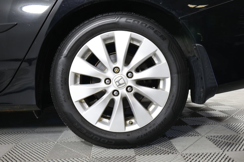 Used 2013 Honda Accord EX image 8