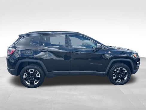 Used 2018 Jeep Compass Trailhawk w/ Leather Interior Group AWD/4WD image 6