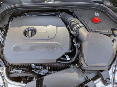 Used 2025 MINI Cooper 2-Door Hardtop FWD image 23