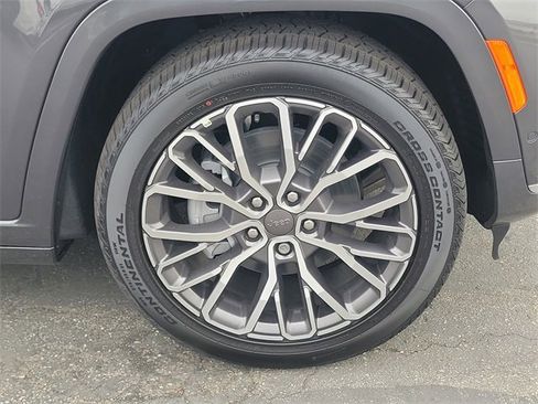 New 2025 Jeep Grand Cherokee L Summit image 5