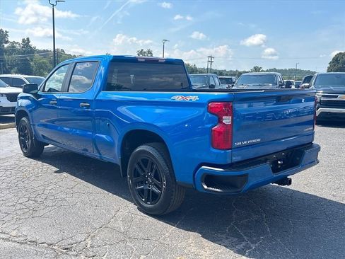 Used 2024 Chevrolet Silverado 1500 Custom AWD/4WD image 5