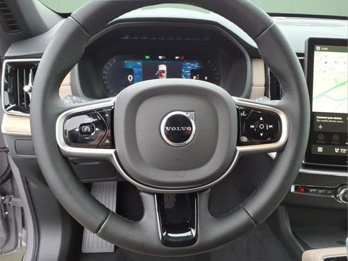 New 2026 Volvo XC90 B6 Plus w/ Protection Package Premier AWD/4WD image 19