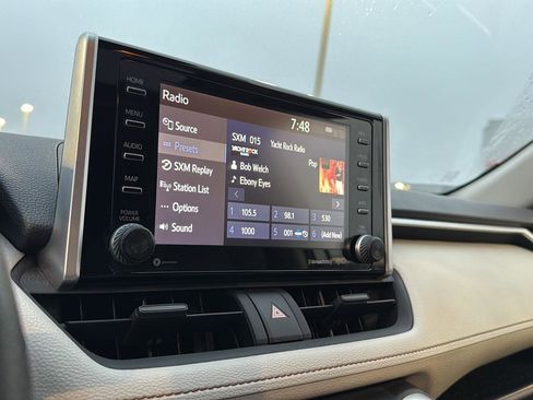 Used 2019 Toyota RAV4 XLE image 21