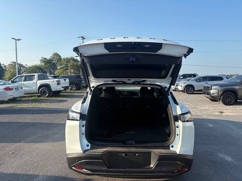 Used 2025 Nissan Murano SL w/ Cargo Package AWD/4WD image 13