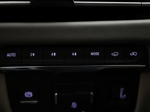 Used 2026 Cadillac Escalade Platinum Sport AWD/4WD image 29