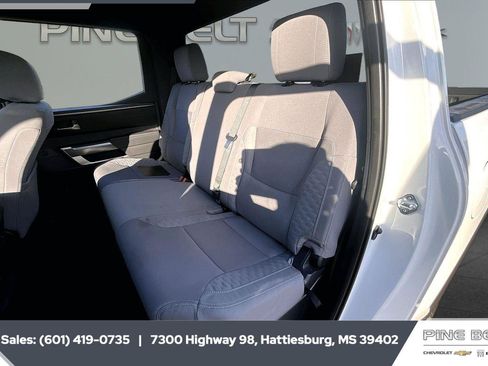 Used 2025 Toyota Tundra SR5 AWD/4WD image 20