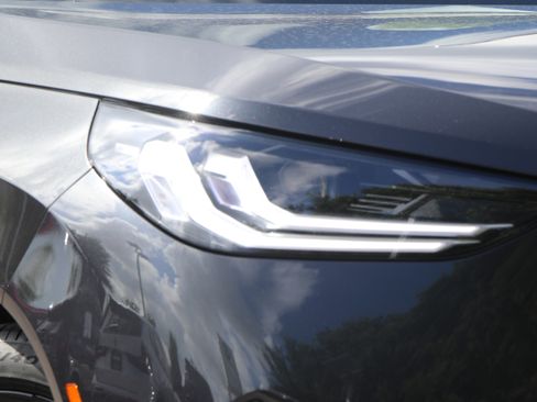 Certified 2025 BMW X3 xDrive30i w/ Premium Package image 5