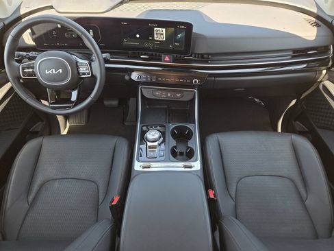 Used 2026 Kia Carnival SX Prestige FWD image 23