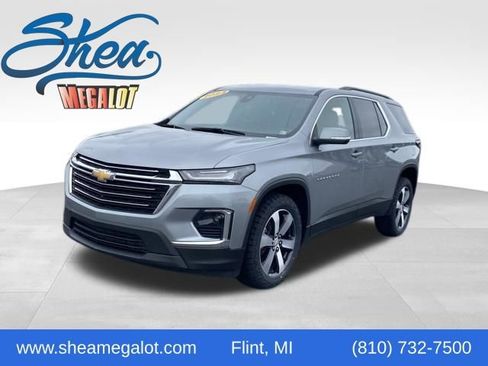 Certified 2023 Chevrolet Traverse LT w/ LT Premium Package image 1
