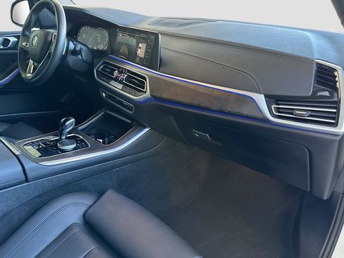 Used 2022 BMW X5 xDrive40i w/ Climate Comfort Package image 31