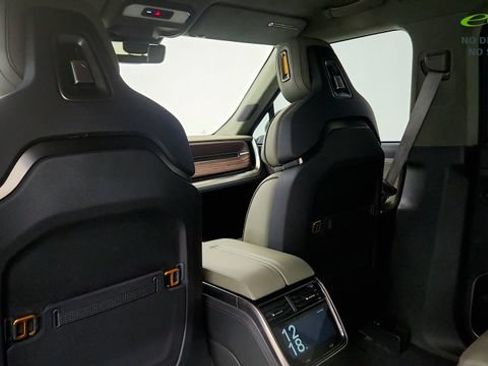 Used 2024 Rivian R1S Adventure AWD/4WD image 48