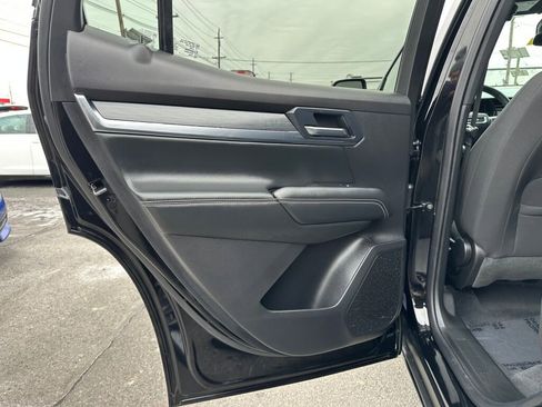 Used 2025 GMC Terrain Elevation image 23