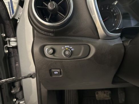 Used 2023 Chevrolet Blazer LT w/ Convenience Package image 18