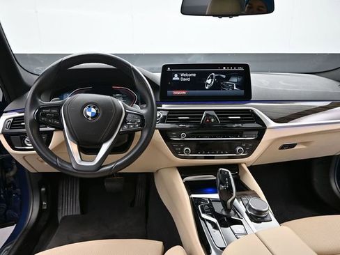 Used 2023 BMW 530i w/ Premium Package image 16
