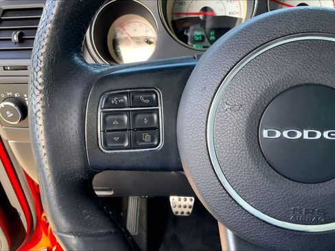 Used 2014 Dodge Challenger R/T image 18