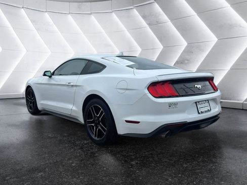 Used 2023 Ford Mustang Premium image 5
