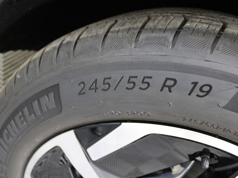 New 2026 Chevrolet Equinox EV LT image 38