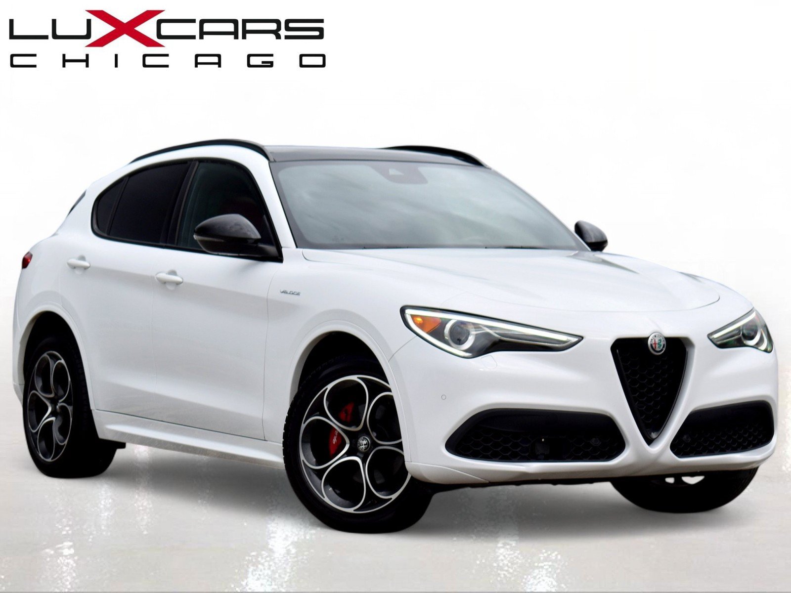 Used 2022 Alfa Romeo Stelvio Veloce AWD/4WD image 1