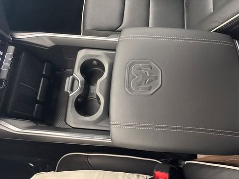 New 2026 RAM 1500 Laramie AWD/4WD image 42