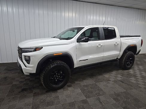 Used 2023 GMC Canyon AT4X image 6
