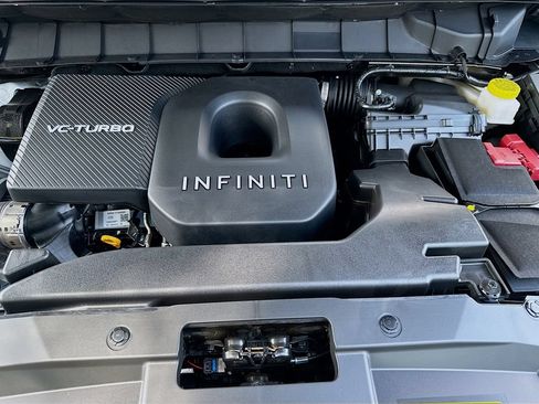 Used 2027 INFINITI QX60 Pure w/ Cargo Package FWD image 33