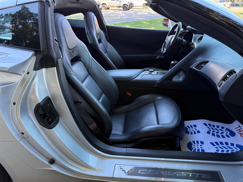 Used 2017 Chevrolet Corvette Stingray Coupe RWD image 57