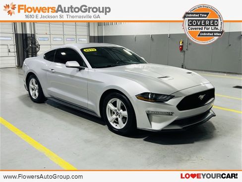 Used 2019 Ford Mustang Coupe image 1