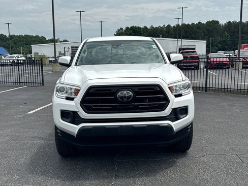 Used 2019 Toyota Tacoma SR w/ SR Convenience Package RWD image 3