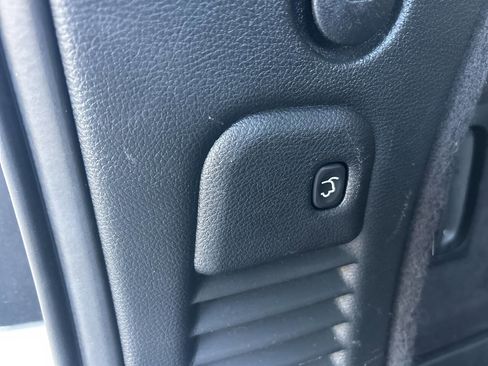 Used 2016 Dodge Durango Limited w/ Nav & Power Liftgate Group image 22